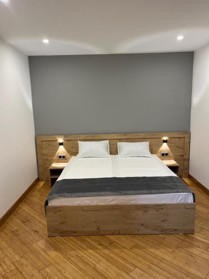 Friendly Hotel Erivan Dış mekan fotoğraf