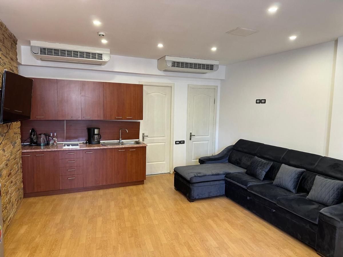 Friendly Hotel Erivan Dış mekan fotoğraf
