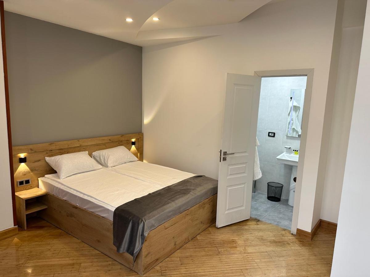 Friendly Hotel Erivan Dış mekan fotoğraf