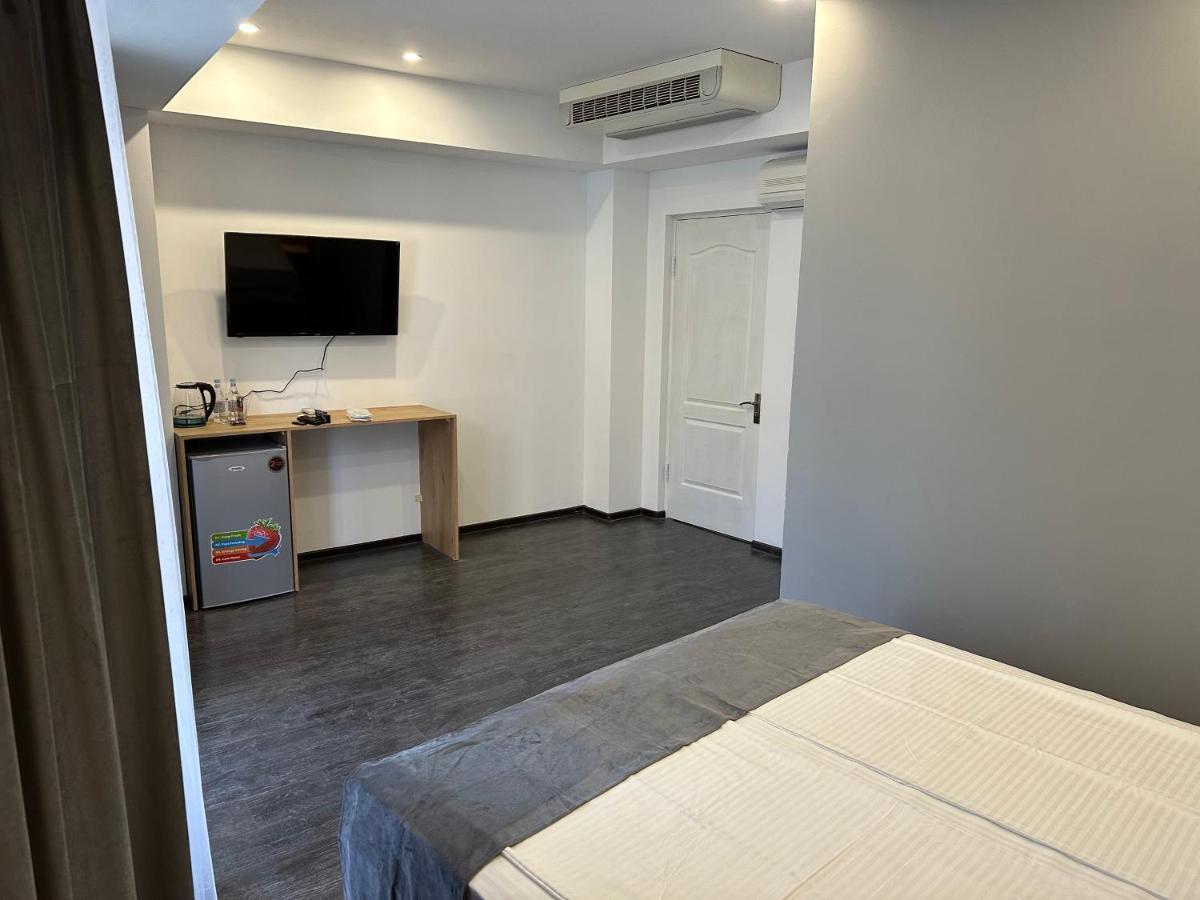Friendly Hotel Erivan Dış mekan fotoğraf