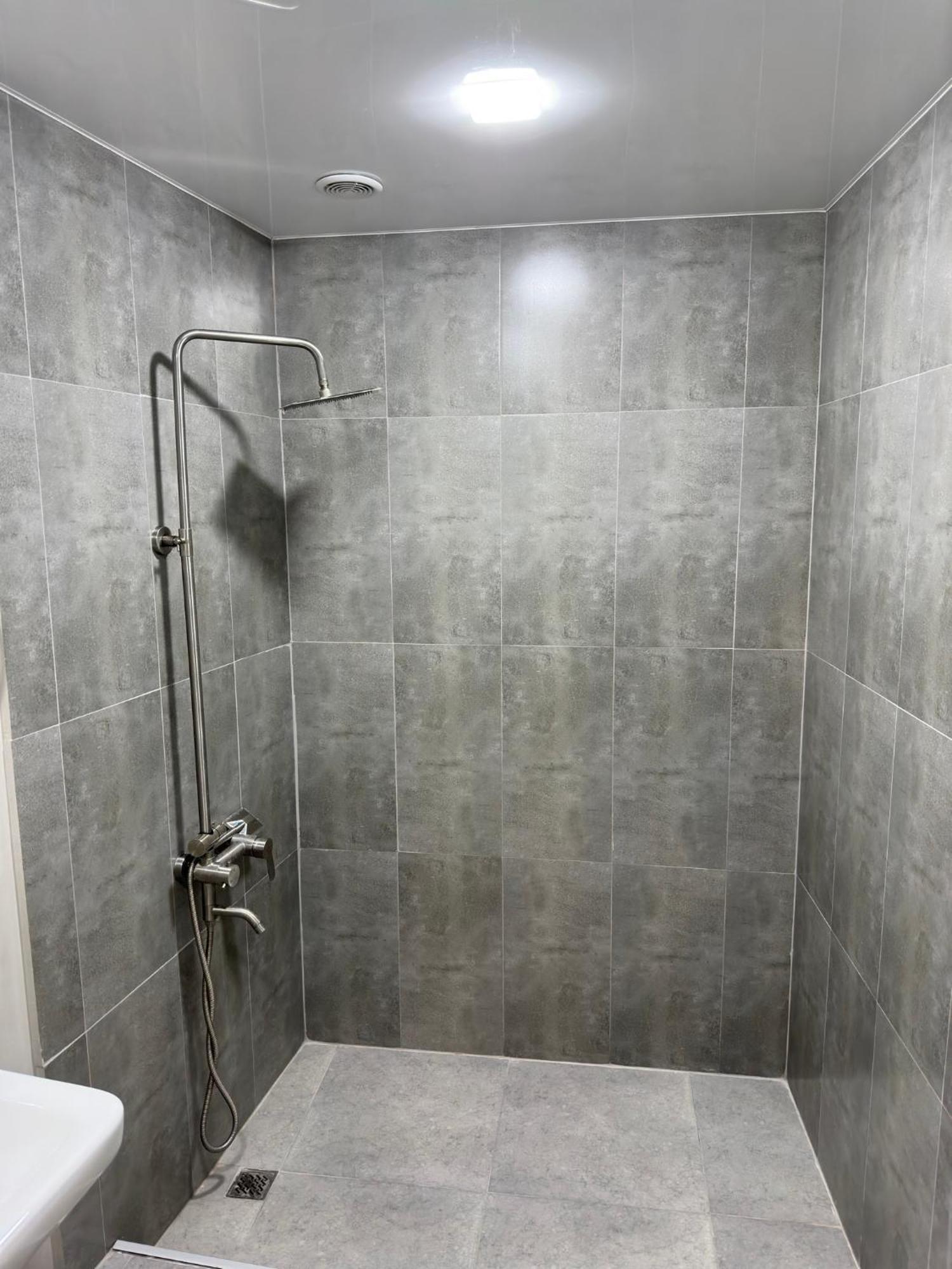 Friendly Hotel Erivan Dış mekan fotoğraf